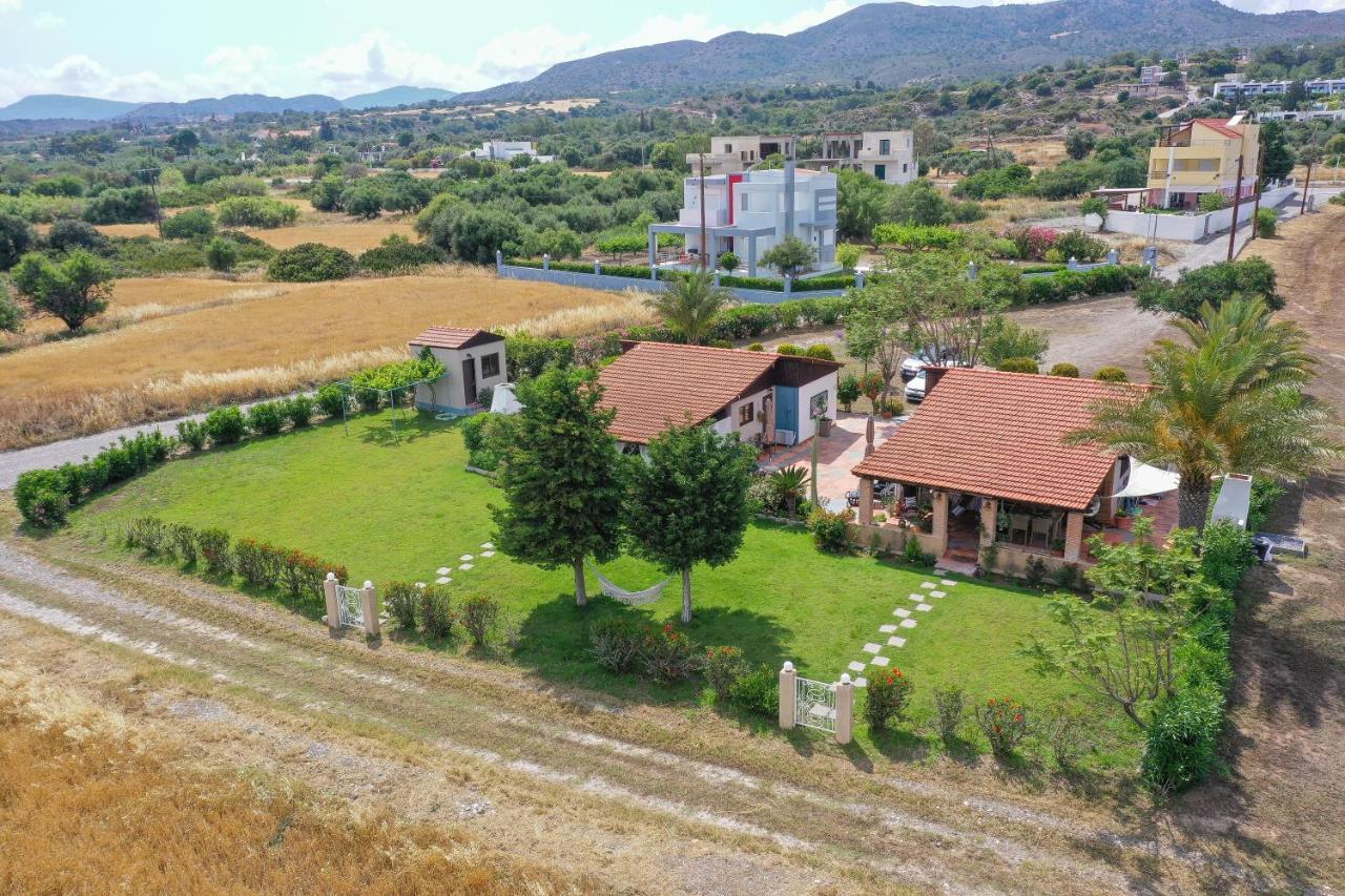 Ilaira Sea View Bungalow Генади Екстериор снимка
